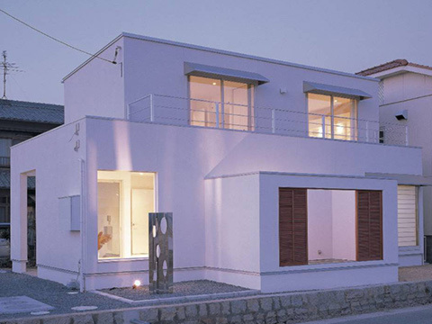 BIANCO CUBE HOUSE