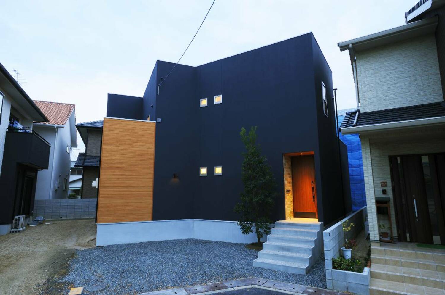 Fine Material House