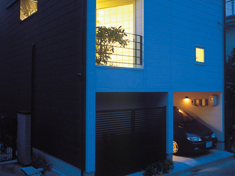 CUBE HOUSE